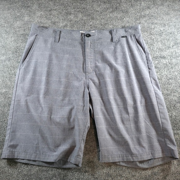 Travis Mathew Gray Plaid‎ Golf Shorts Mens Size 36 Casual Lightweight - Picture 2 of 8